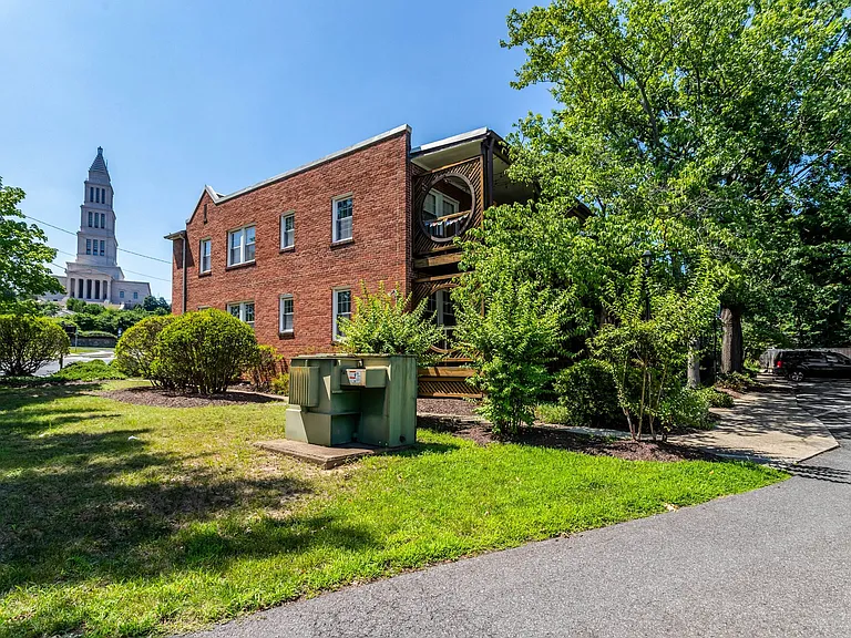 3 Russell Rd #3B — Photo 28