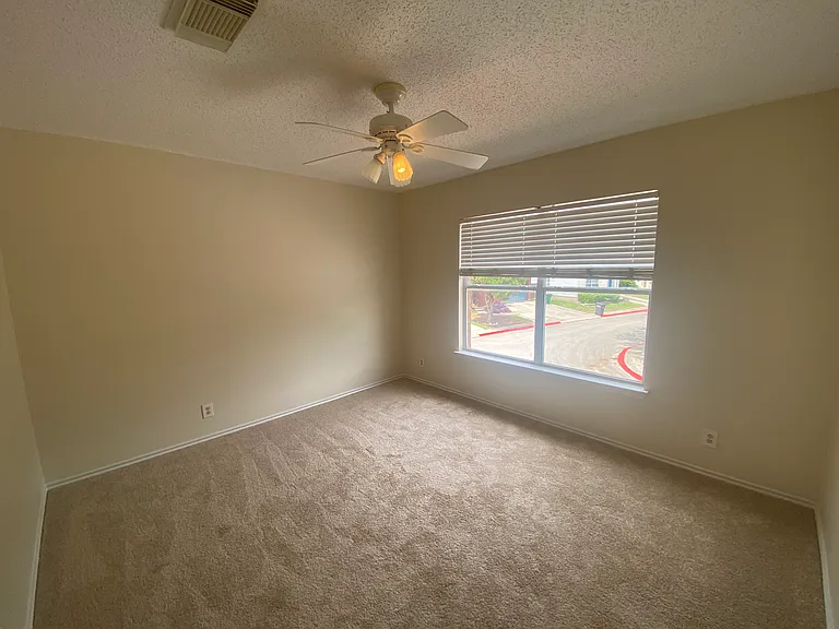8802 Bridgefield — Photo 23