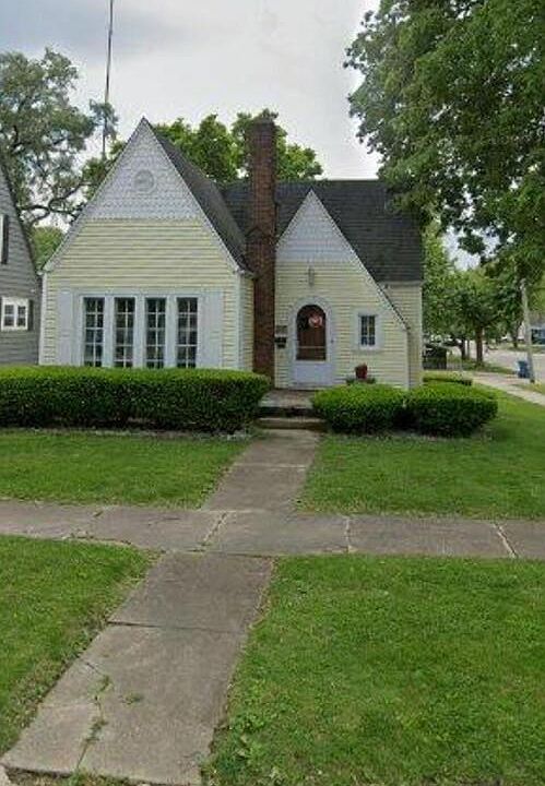 1st image of 803 E North St