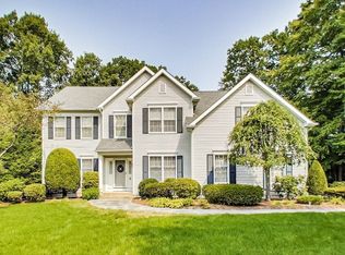 9 Carter Rd, Shrewsbury, MA 01545