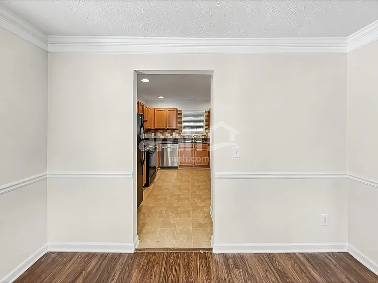 218 Wild Flower Ln — Photo 5
