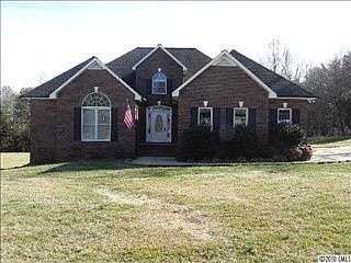 1st image of 2736 Prince Dr
