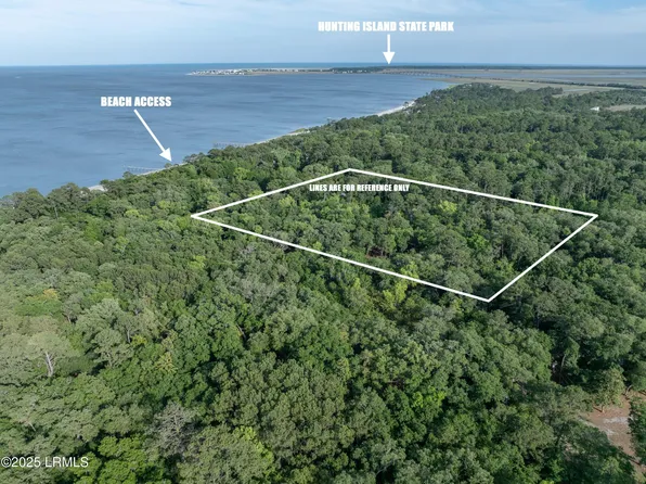 49 Sea Pines Dr, Saint Helena Island, SC 29920