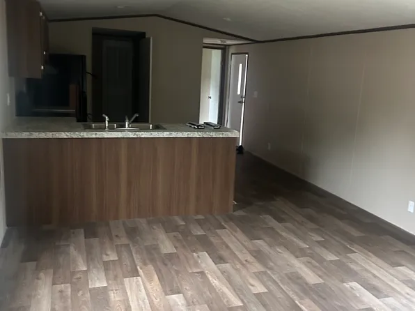 5952 Hibernia Dr, Grifton, NC 28530