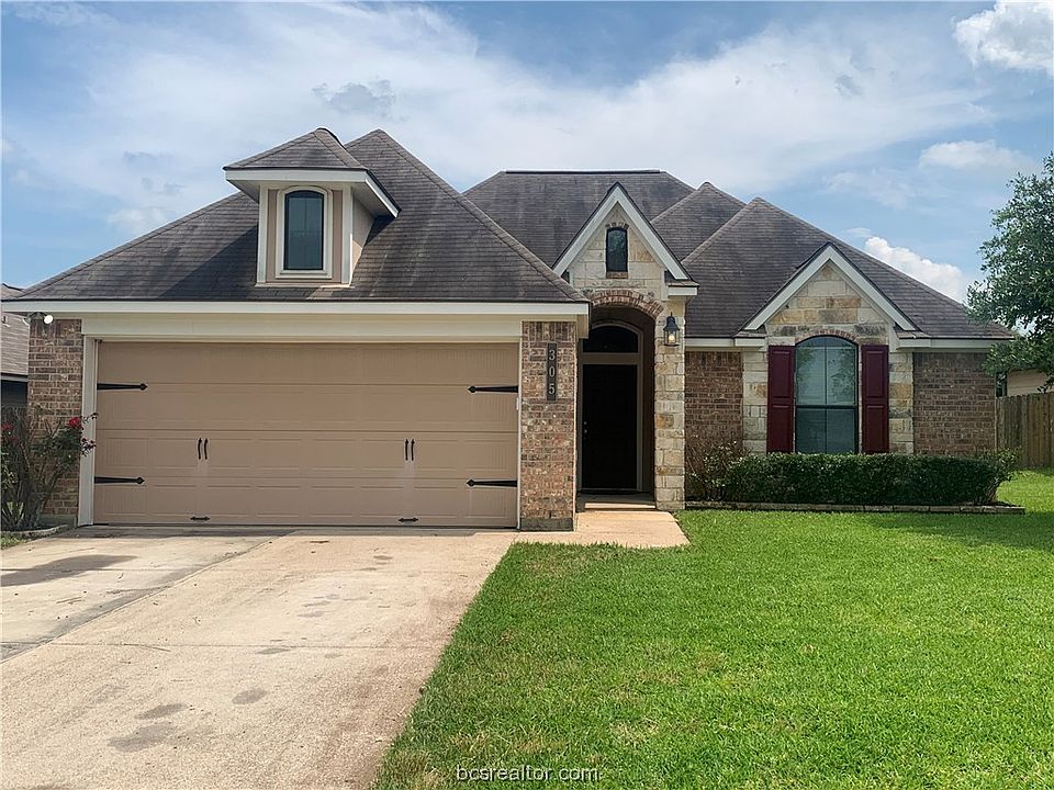 1st image of 305 Boulder Dr
