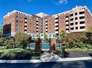 165 Cottage St APT 303, Chelsea, MA 02150