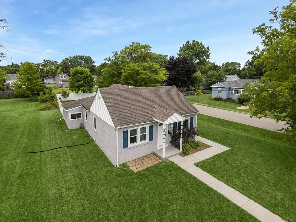 1st image of 3517 11th St