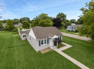 3517 11th St, Menominee, MI 49858