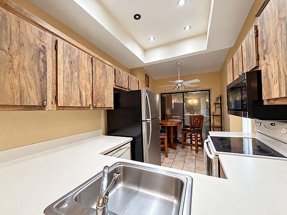 5th image of 3520 Wash Road #C