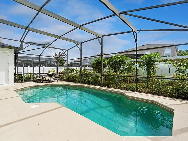 1002 Belvoir Dr — Photo 43
