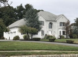 6 Barmore Ct, Montville, NJ 07045