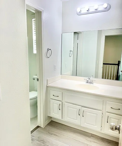 1562 Cheshire Dr — Photo 56