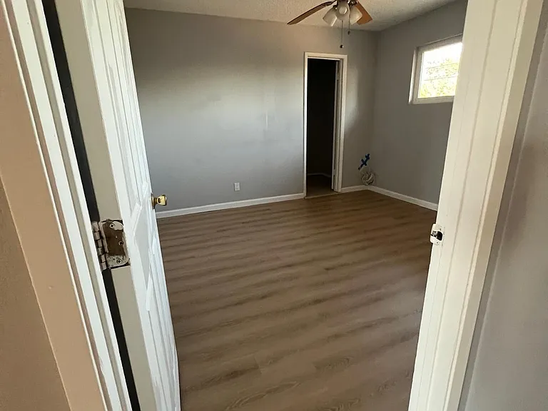 127 Wilson Ave #1 — Photo 4