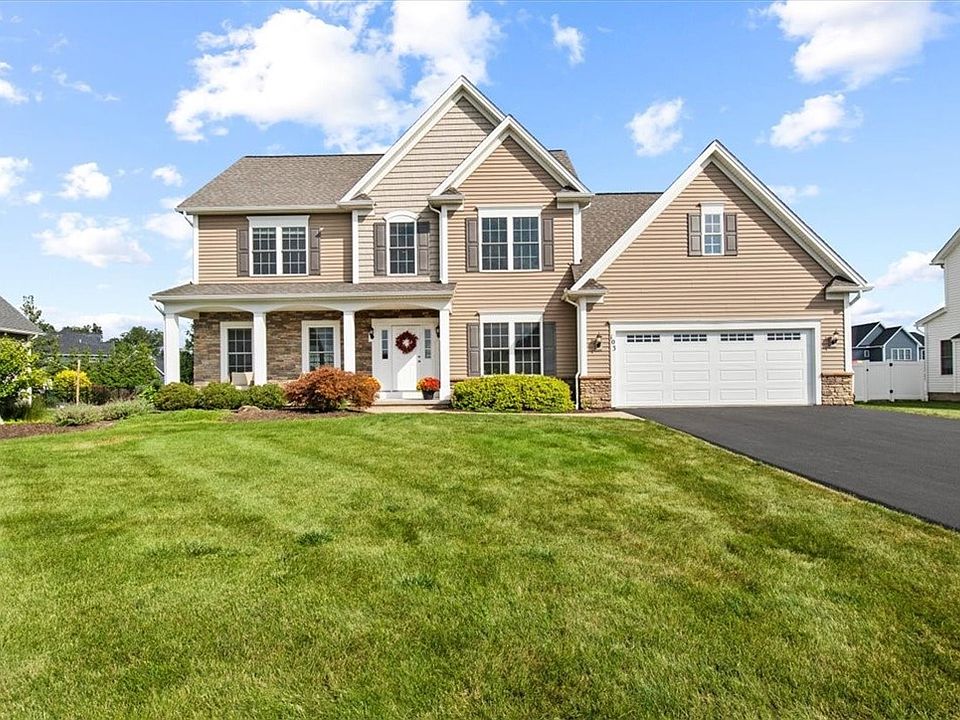 1st image of 103 Rockwell Dr