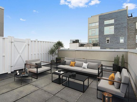 4th image of 460 Manhattan Ave APT 4A