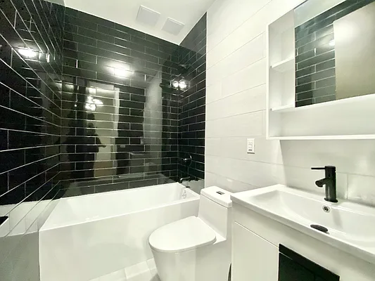 Rented by Doorway NYC, LLC | media 3