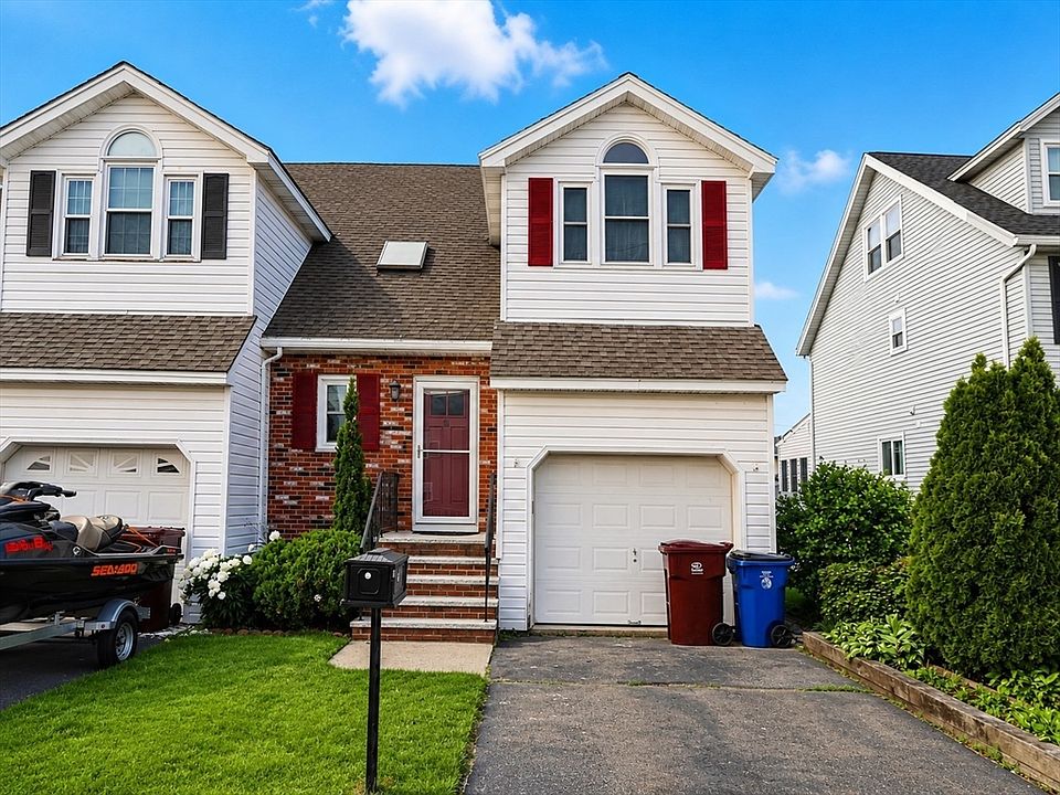1st image of 41 Burnett Rd #41