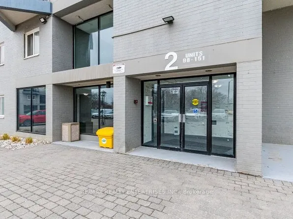 2001 Bonnymede Dr #120, Mississauga, ON L5J 4H8