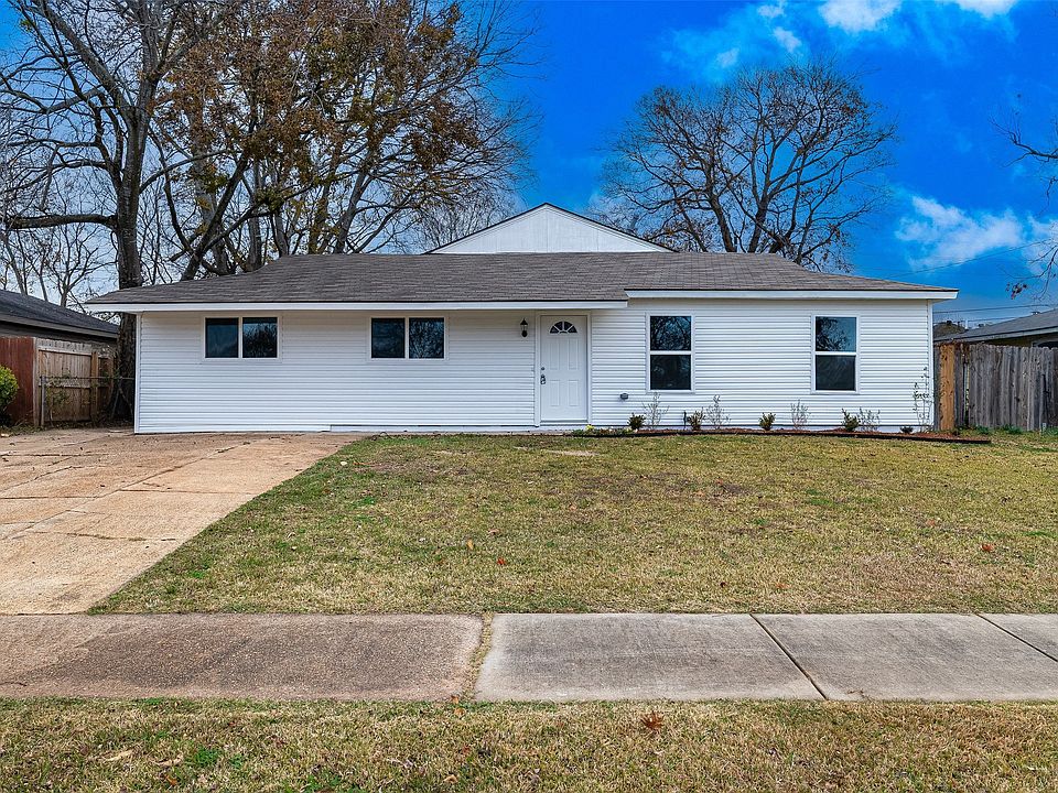 1st image of 1358 Anita St