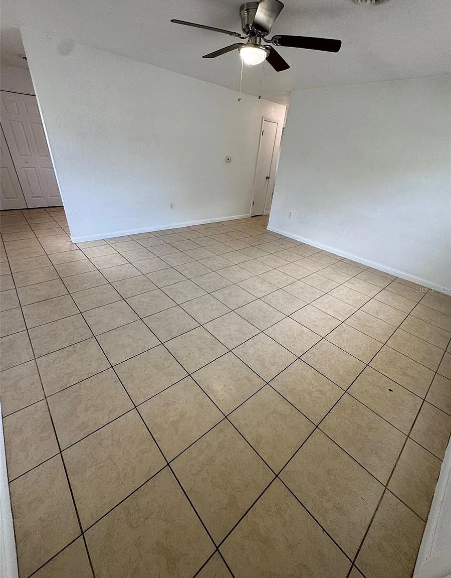 2 bed, 1.0 bath, 1028 sqft, $1,199 — Photo 3