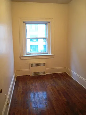 Rented by City Connections Realty | media 4