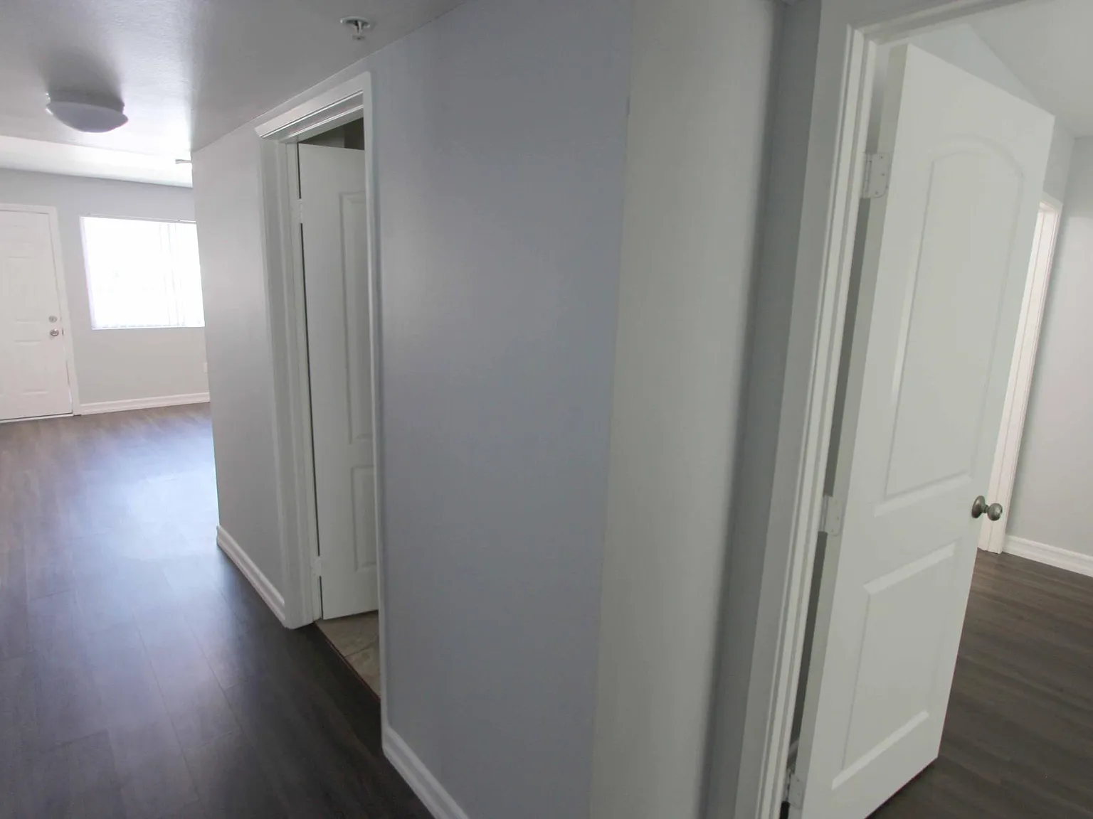 3 bed, 1000 sqft, $2,600 — Photo 3
