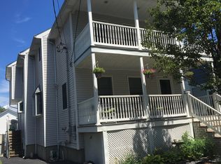 2 Ross Ln, Staten Island, NY 10312