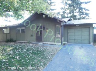 2506 Jeppesen Acres Rd, Eugene, OR 97401