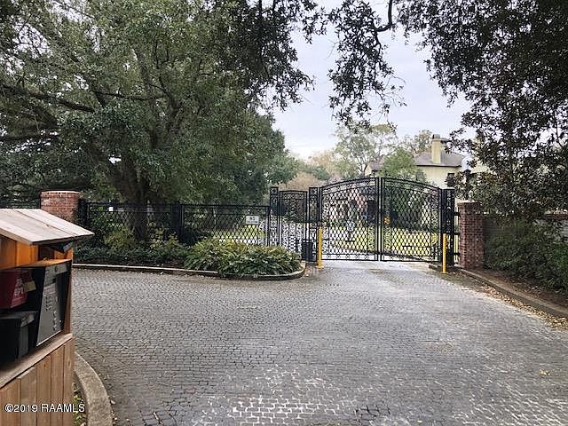1st image of 300 Opus One Dr
