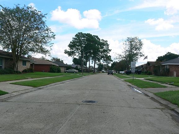 4th image of 1904 Green Oak Dr