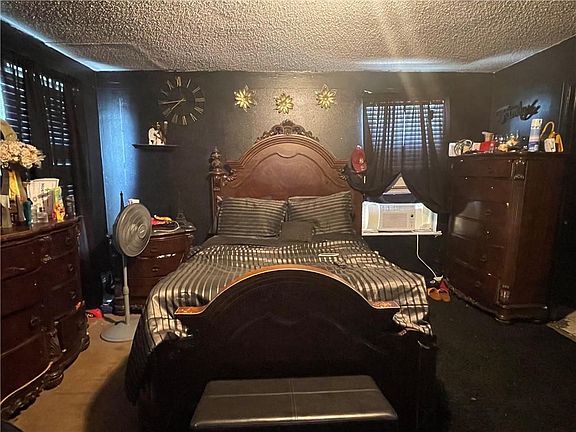 4th image of 2617 Magnolia St