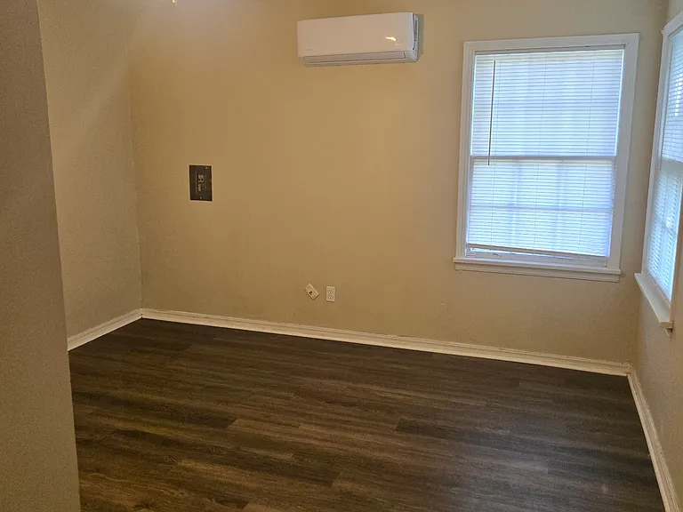 106 NE Bell Dr — Photo 10