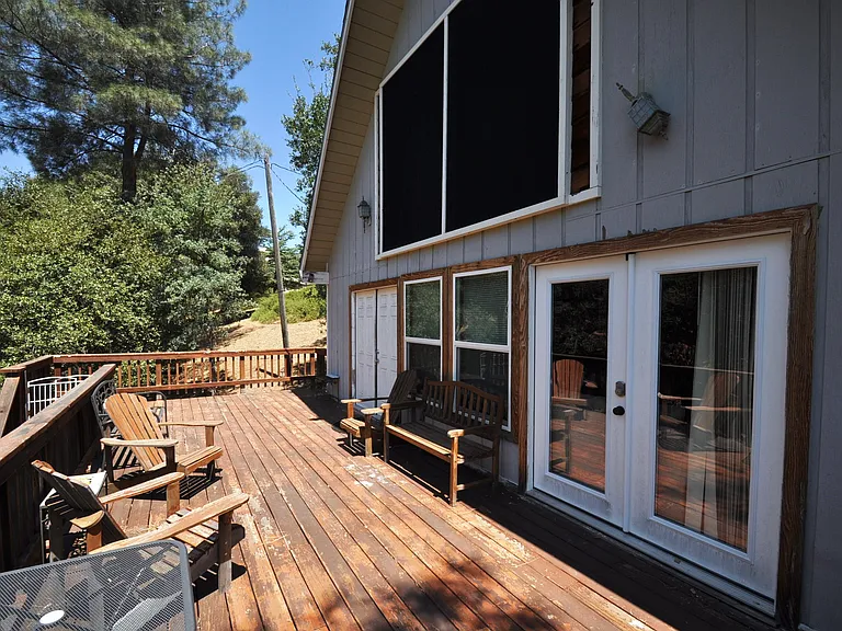 20415 Pine Mountain Dr — Photo 3