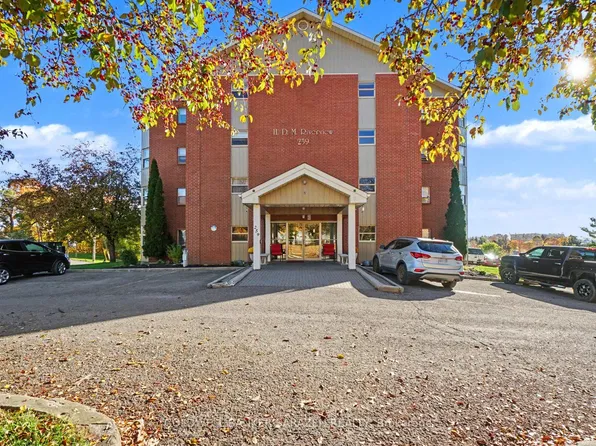 259 Albert St #106, Arnprior, ON K7S 2M4