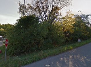 920 Park St, Wauconda, IL 60084