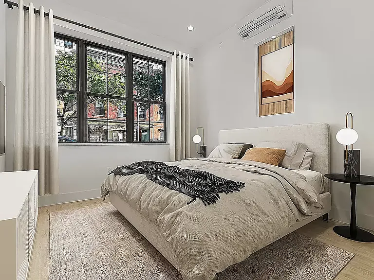 195 Meserole St #1 — Photo 4
