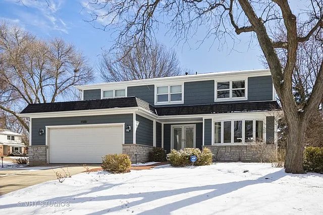 1500 Hampton Ct photo 1