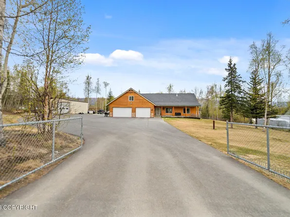 4748 N Trace Anderson Cir, Wasilla, AK 99654