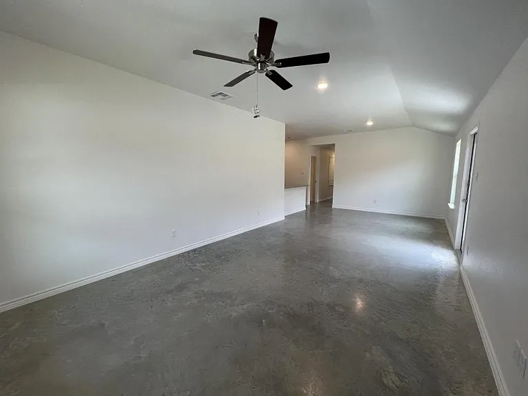 113 Wind Ridge Dr #B — Photo 4