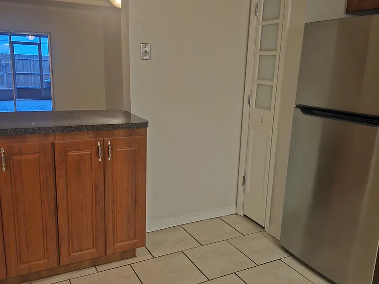 11710 Wesson Cir W — Photo 9