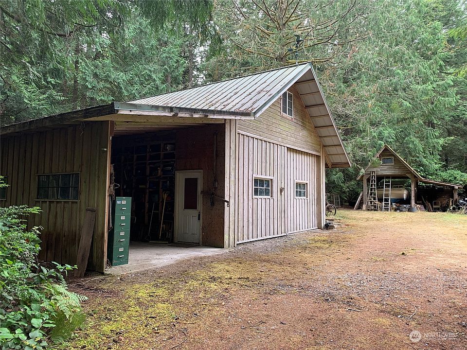1st image of 6520 153rd Avenue NW
