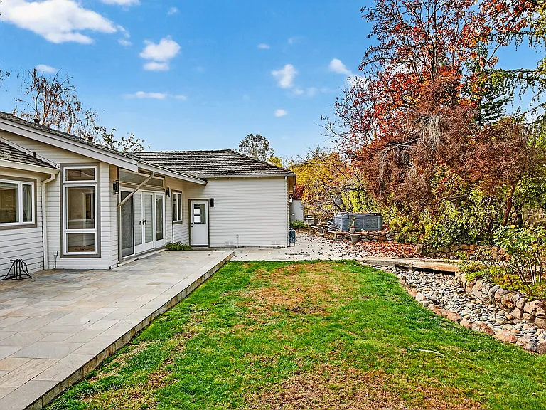 860 Monte Rosa Dr — Photo 36