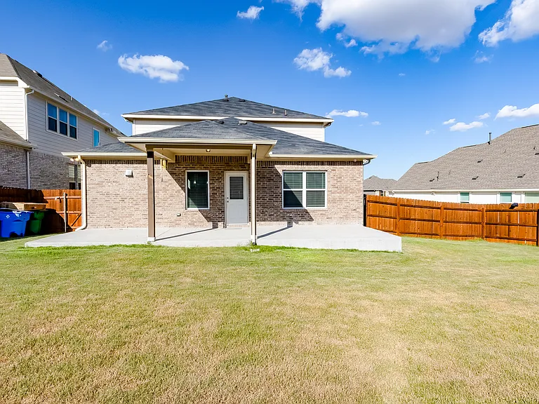 6601 Avila Way — Photo 35