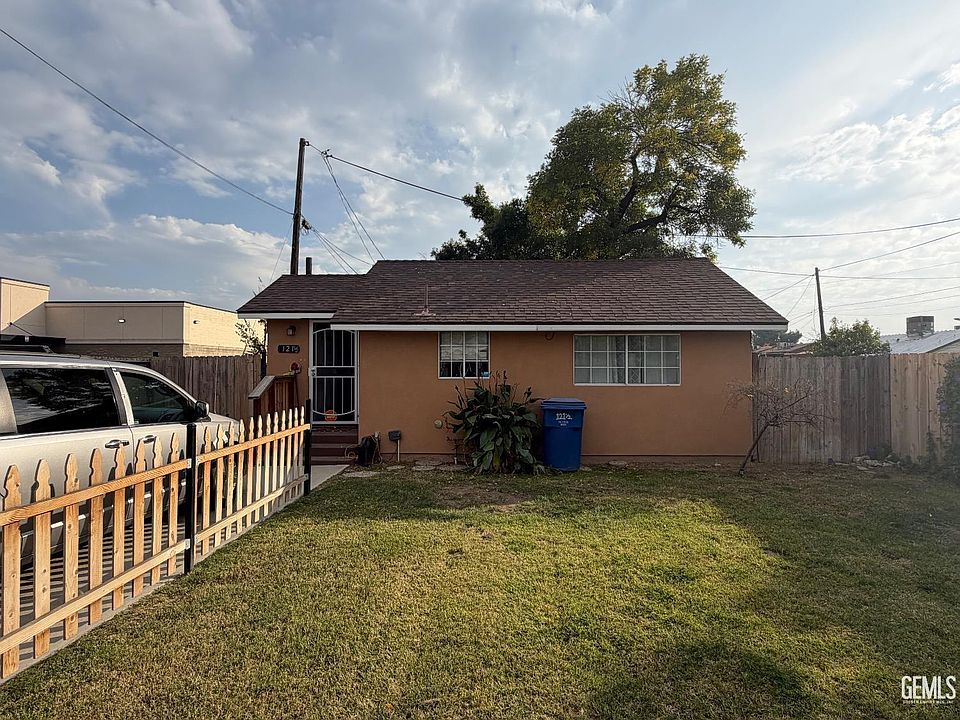 1st image of 121 Roberts Ln