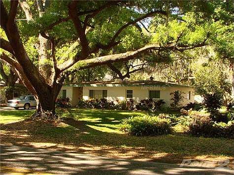 2nd image of 15042 Lake Magdalene Blvd