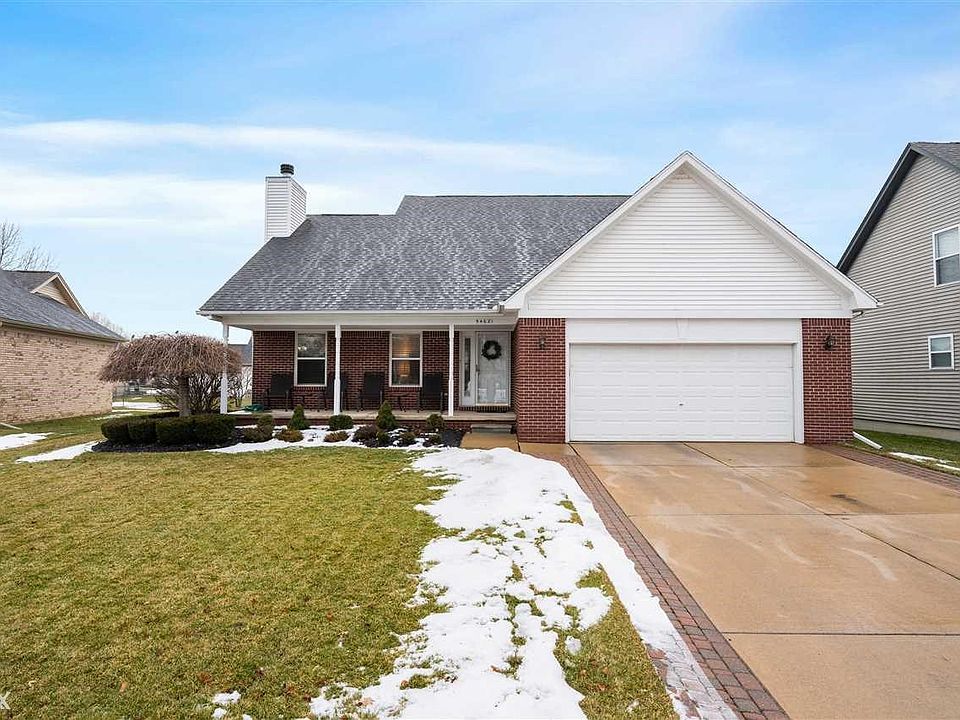 1st image of 54621 Beacon Cove Cir