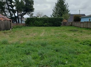 2109 9th St, Tillamook, OR