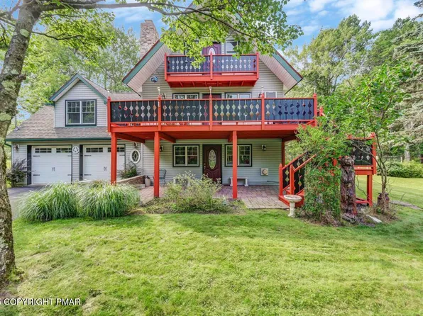 187 Ash Dr, Long Pond, PA 18334