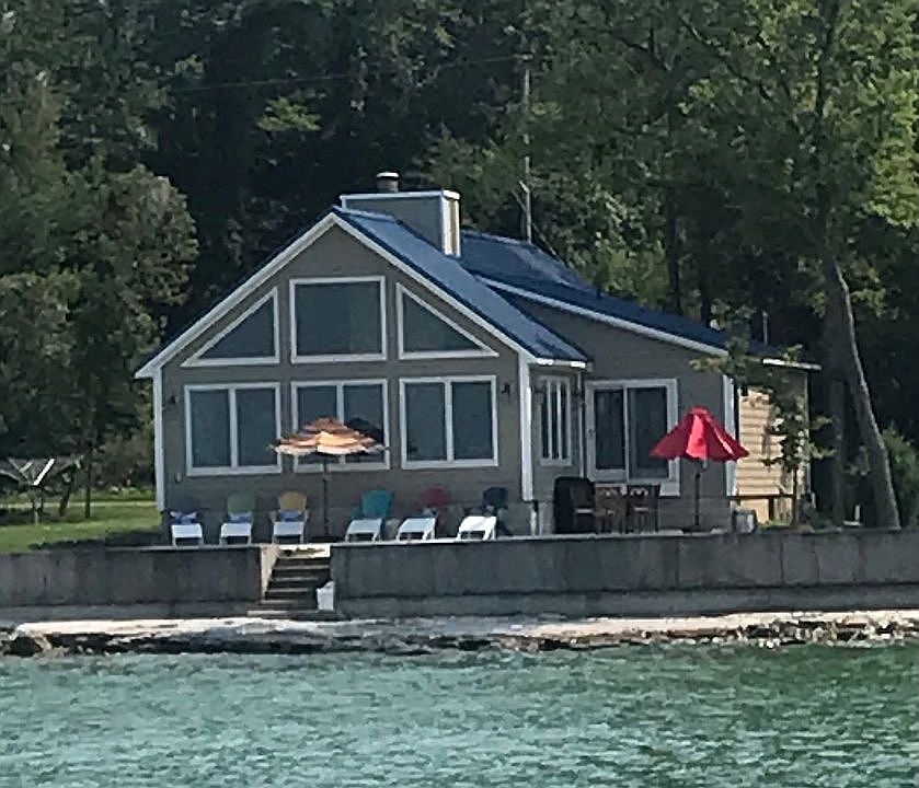 1st image of 1665 N Shore Dr