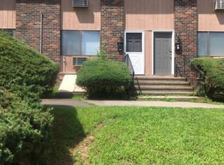 244 Oakville Ave APT H, Waterbury, CT 06708